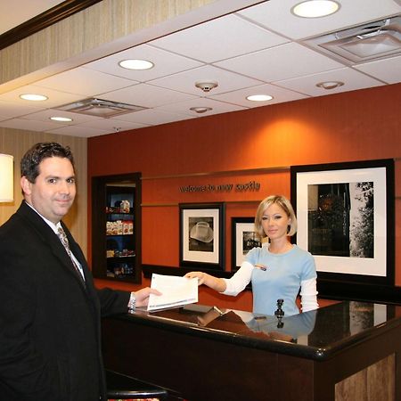 Hampton Inn & Suites New Castle, Pa Interior photo